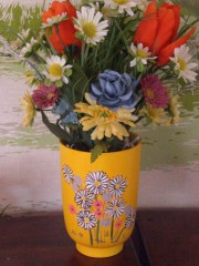 Alberta 0256 Small Bell Vase Planter yellow with flowers