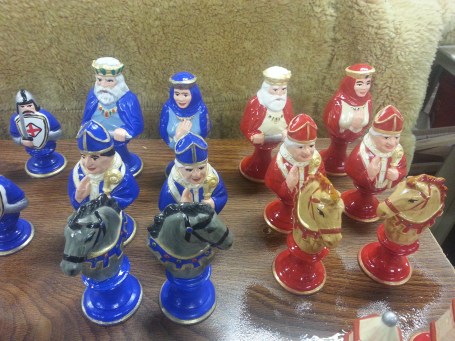 Byron 820-824 chess set medieval AJ