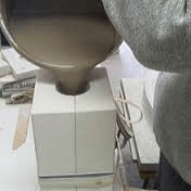 pour-ceramic-slip