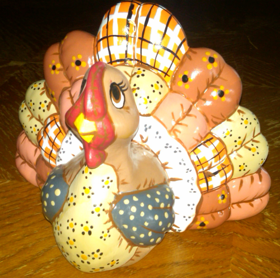 Dona 0283 soft-sculpture quilted turkey (CC)